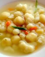 Суп из цветной капусты с клецками