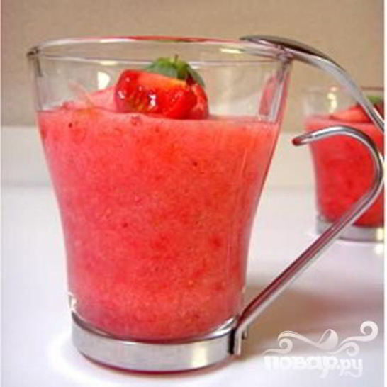 Рецепт клубничного супа-пюре