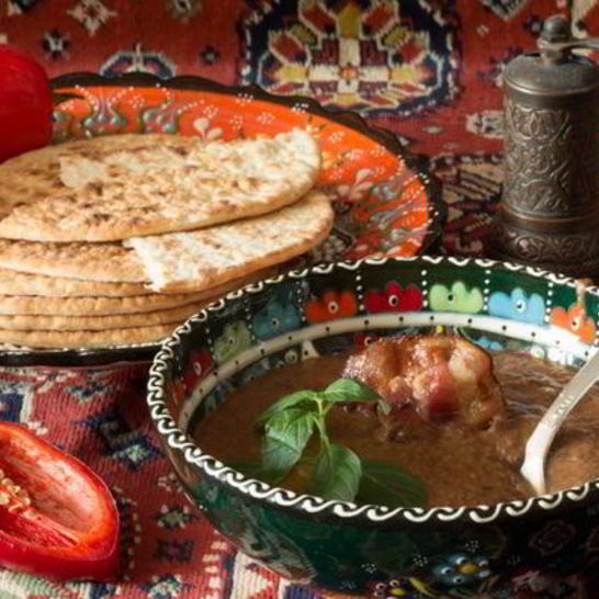 Рецепт супа-пюре из фасоли с беконом и черносливом