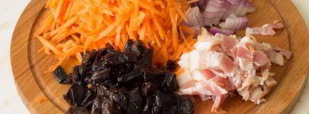 суп-пюре из фасоли с беконом и черносливом. Шаг 2