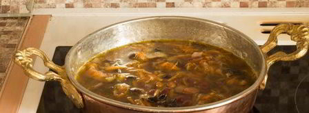 суп-пюре из фасоли с беконом и черносливом. Шаг 4