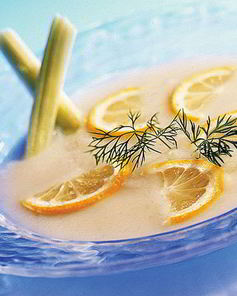 Суп-пюре из кабачка и сельдерея