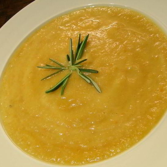 Рецепт супа-пюре из корнеплодов с имбирем и розмарином