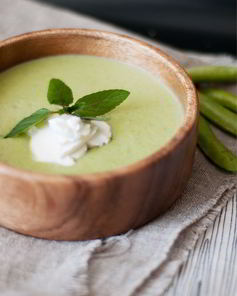 Суп-пюре из молодого горошка