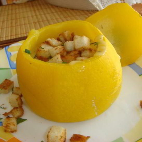 Рецепт супа-пюре в съедобном горшочке