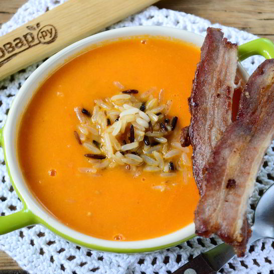 Рецепт томатного крема-супа с хрустящим рисом