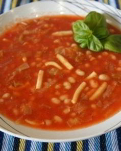 Томатный суп с кальмарами