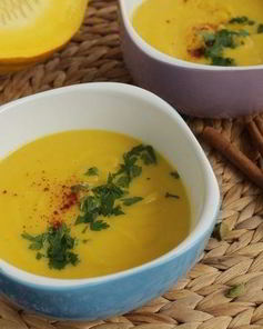 Тыквенный пряный суп с кокосовым молоком