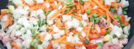 блины фаршированные мясом и овощами. Шаг 11