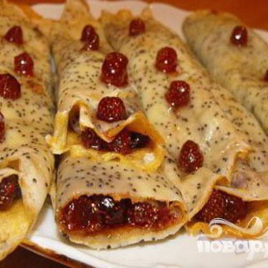 Рецепт блинов маковых с земляничной начинкой