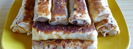 блины с творогом, обжаренные на сливочном масле. Шаг 13