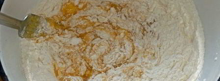 блины с творогом, обжаренные на сливочном масле. Шаг 4