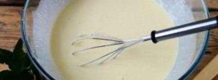 блины с вишней под сметаной. Шаг 5