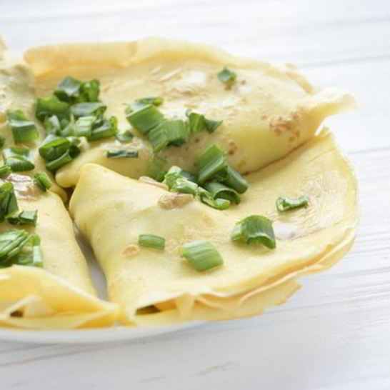 Рецепт блинов с яйцом и зеленым луком