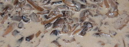 сливочно-грибные блинчики под сливочно-грибным соусом. Шаг 5