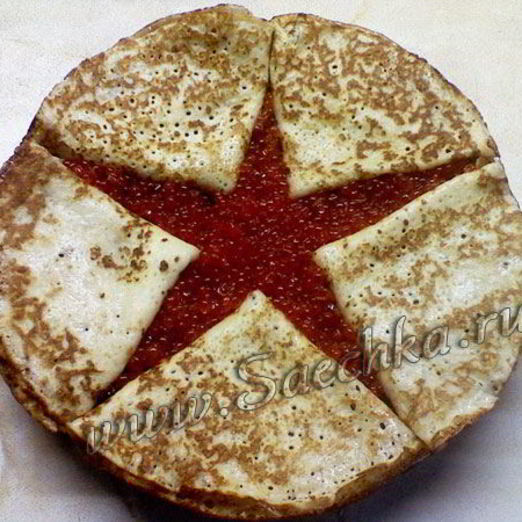 Тонкие блинчики с дырочками