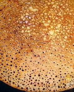 Тонкие блины с дырочками