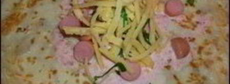 тонкие блины с начинкой и соусом из свежих томатов. Шаг 9