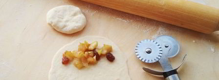 булочки с глазированными яблоками. Шаг 5