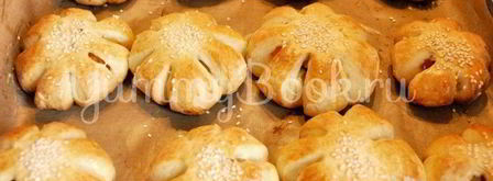 булочки с курагой и изюмом. Шаг 7