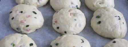 булочки с зеленым луком и ветчиной. Шаг 7