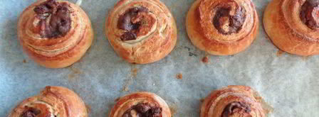 булочки-улитки с изюмом и корицей. Шаг 13