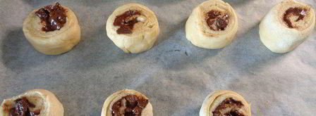 булочки-улитки с изюмом и корицей. Шаг 10