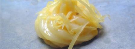 гужеры — крошечные булочки из заварного теста с сыром. Шаг 3