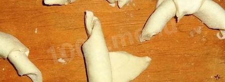 круассаны из слоеного теста. Шаг 12