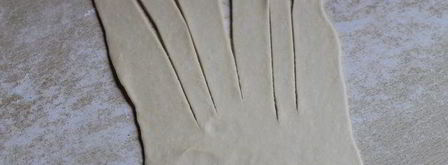 плюшки с яблоком и сгущенкой. Шаг 4