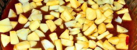 влажные коричные булочки в яблочной карамели. Шаг 4