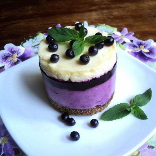 Рецепт мини-чизкейков с черникой