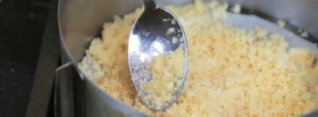 несладкий чизкейк с фетой и луком. Шаг 2