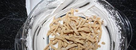 десерт хворост под снегом. Шаг 20