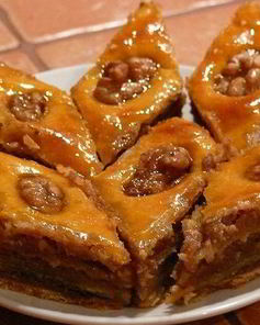 Домашняя пахлава в медовом сиропе