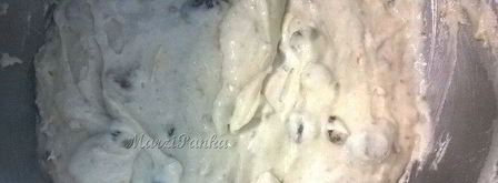 бананово-фисташковый кекс под молочно-маковой глазурью. Шаг 13