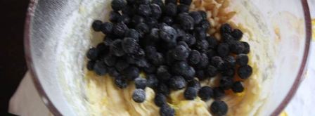 черничные кексы с фруктовым салатом. Шаг 2