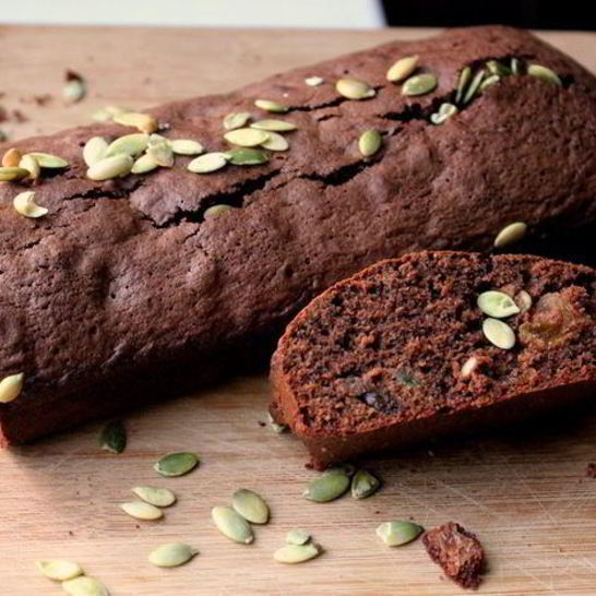 Рецепт гречишного кекса с шоколадом, изюмом и тыквенными семечками