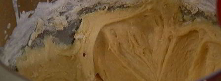 капкейки божьи коровки. Шаг 4