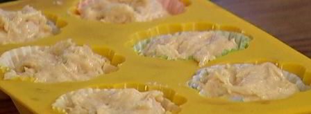 капкейки божьи коровки. Шаг 5