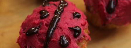 капкейки божьи коровки. Шаг 10