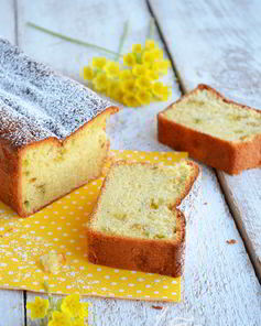 Кекс с первоцветами