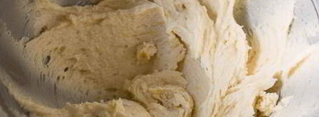 кекс со сливами и хрустящим штрейзелем. Шаг 8