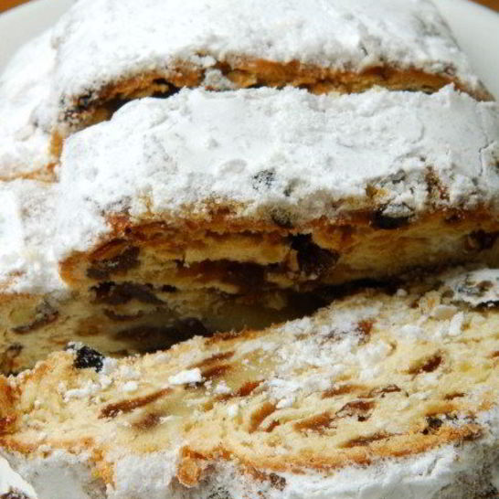 Рецепт немецкого рождественского штоллена с изюмом
