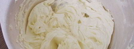 пасхальные апельсиновые капкейки с ромовым кремом. Шаг 4