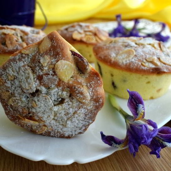 Рецепт пасхальных кексов с клюквой