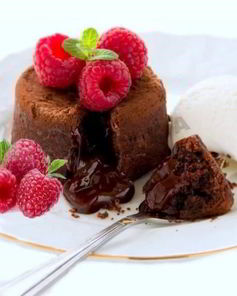 Шоколадный фондан с ликером