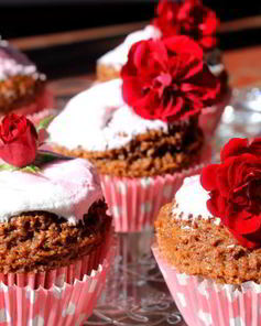 Шоколадные кексы с зефирной шапочкой