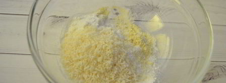 творожные кексы с кокосовой стружкой и черносливом. Шаг 2