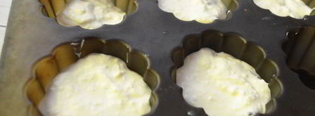 творожные кексы с кокосовой стружкой и черносливом. Шаг 5